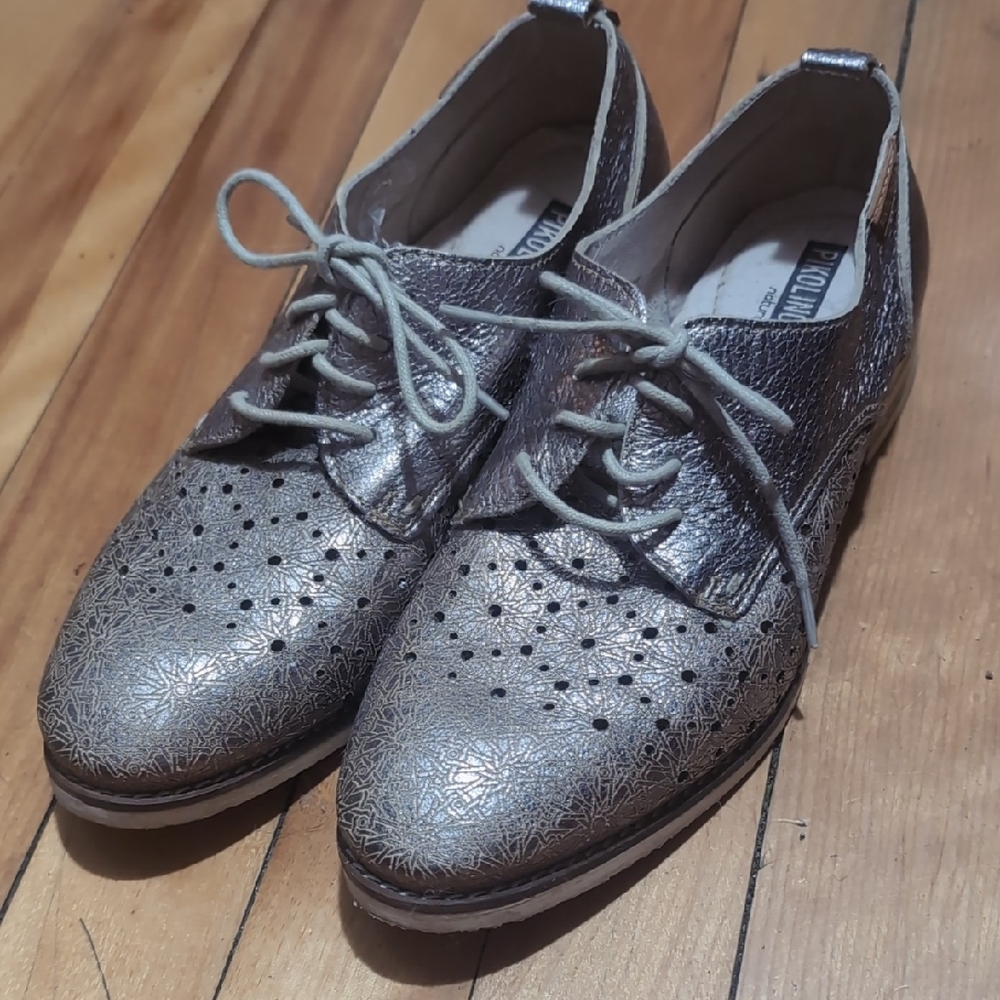 PIKOLINOS Metallic Lace-Up Oxfords Gold Embossed 37